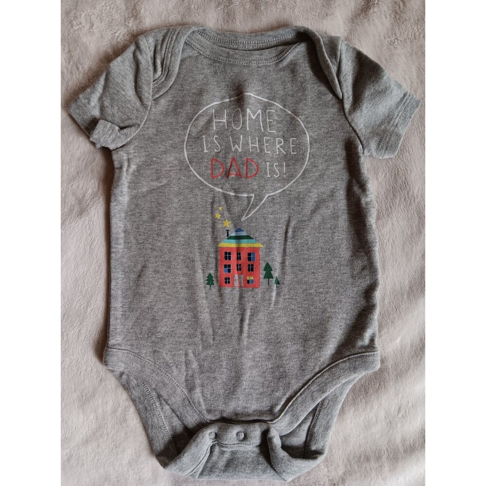 Shirt 3 To 6 Months New Baby Gap Short sleeve Gray Home Is Where Dad Is